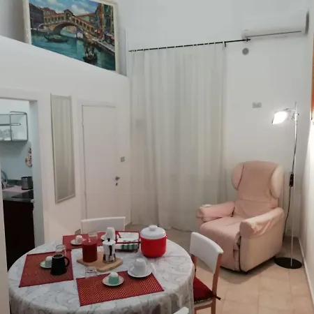 Apartman Rosso Quintino Bari