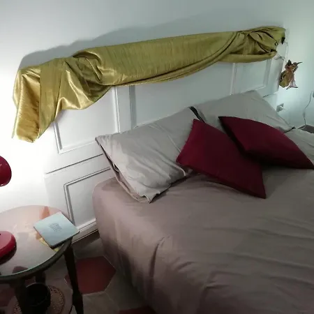 Rosso Quintino Appartement *