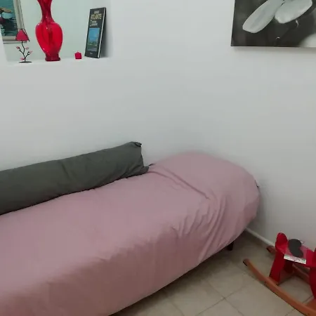 Rosso Quintino Apartman